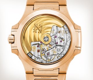 Patek Philippe Nautilus Ref. 7118/1R-001 Rose Gold - Artistic